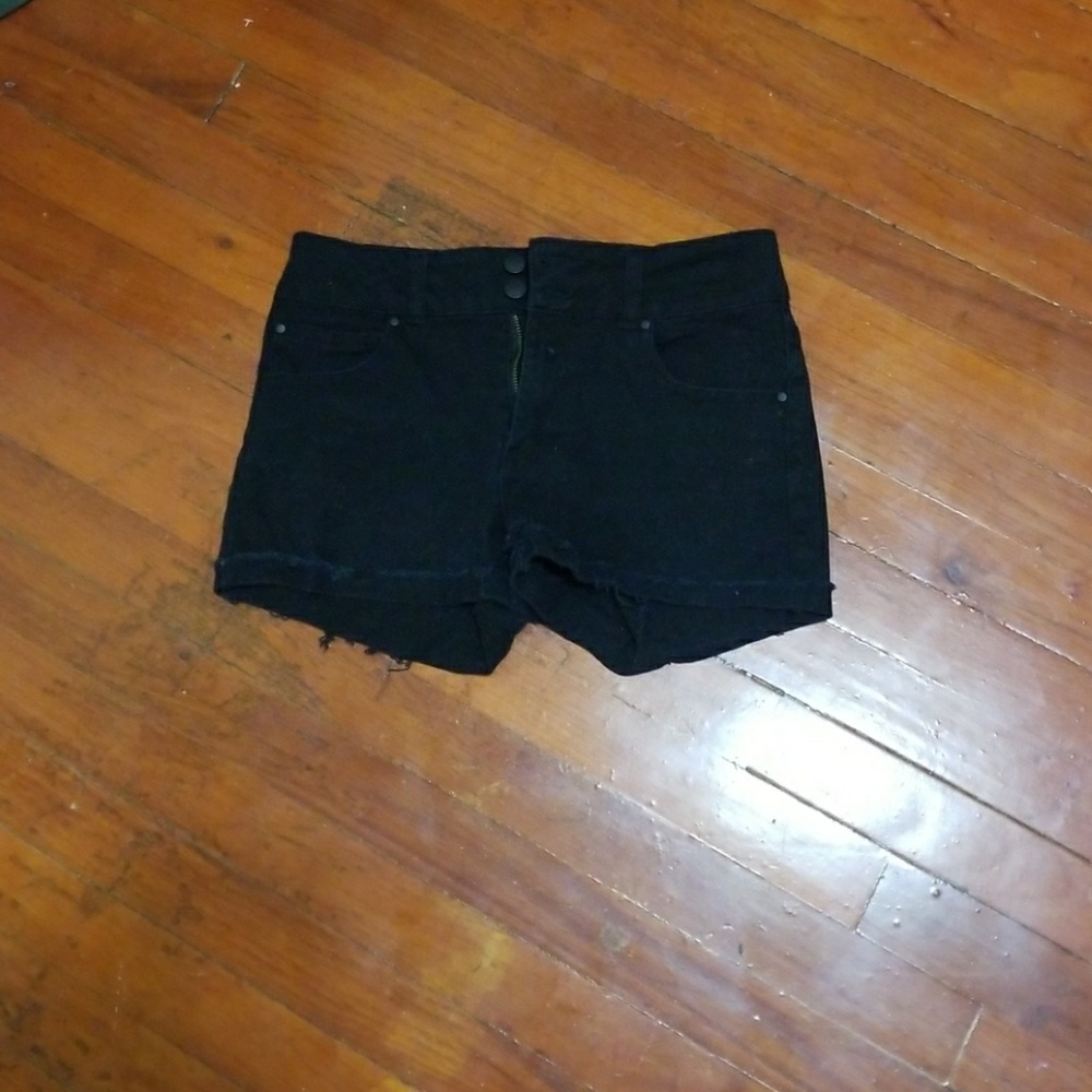 MUST BUNDLE high waist shorts